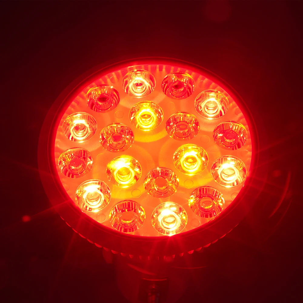 Ampoule en fonctionnement – halo rouge homogène luxe