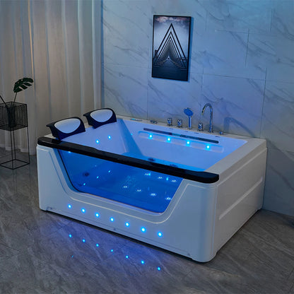 Robinetterie plate et douchette — finition contemporaine